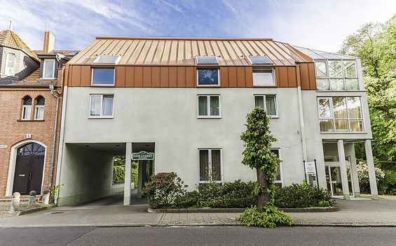 Außenansicht des Akzent-Parkhotels Trebbin, Foto: Eileen Hafke, Lizenz: Parkhotel Trebbin