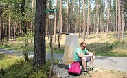 Wanderer am Grenzsteinweg, Foto: TV Elbe-Elster-Land, Lizenz: TV Elbe-Elster-Land