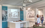 Ausstellung in der Museumsfabrik Pritzwalk, Foto: Lars Schladitz, Lizenz: Museumsfabrik Pritzwalk