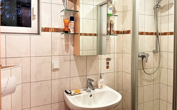 Bad mit Dusche und WC, Foto: Ulrike Haselbauer, Lizenz: Tourismusverband Lausitzer Seenland e.V.