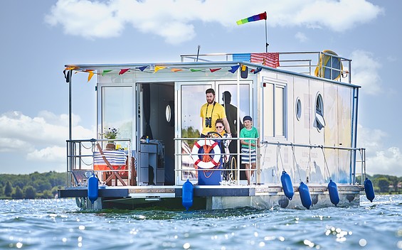 Familienhausboottour auf der Havel