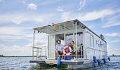 Barrierefreie Hausboottour, Foto: Jens Wegener, Lizenz: Deutsche Zentrale für Tourismus (DZT)