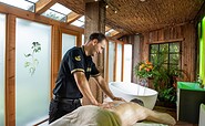 Massage im Wellnesshotel Seeschlößchen - Privat-SPA &amp; Naturresort, Foto: S. Skiba, Foto: Visionphotos, Lizenz: Wellnesshotel Seeschlößchen