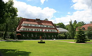 Ansicht Haupthaus Hotel Döllnsee-Schorfheide, Foto: Hotel Döllnsee-Schorfheide, Lizenz: Hotel Döllnsee-Schorfheide