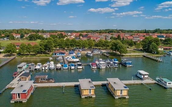 Yachthafen Lindow, Foto: Wulschke, Lizenz: Wulschke