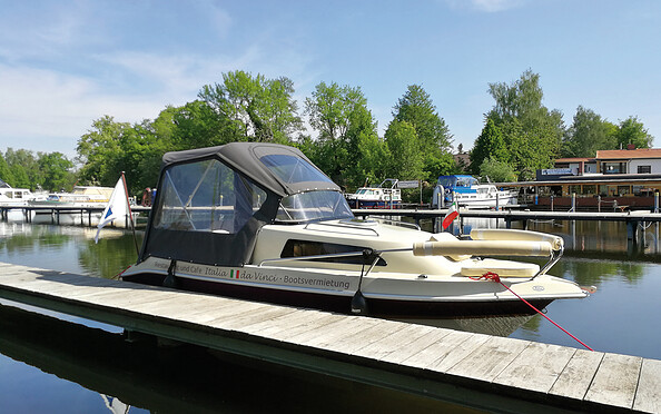 da Vinci - Motorboot, Foto: Anke Treichel, Lizenz: G. Sifidis