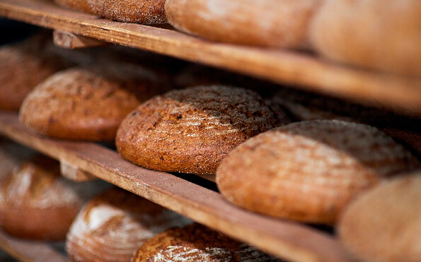 Bäckerei VOLLKERN Brot im Brotwagen, Foto: Noel Richter, Lizenz: Bäckerei VOLLKERN GmbH