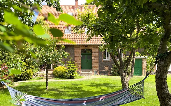 relaxing in summer at the old bakehouse, Foto: Altes Backhaus