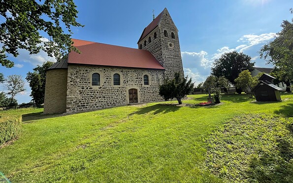 Romanische Feldsteinkirche Eichholz, Foto: Lindemann, Lizenz: Evangelische Landeskirche Anhalts