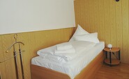 Schlafzimmer mit Einzelbett, Foto: Antje Oegel, Lizenz: Fürstenwalder Tourismusverein e.V.