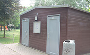 WC an der Badestelle Ziestses, Foto: Juliane Frank, Lizenz: Tourismusverband Dahme-Seenland e.V.