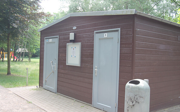 WC an der Badestelle Ziestsee, Foto: Juliane Frank, Lizenz: Tourismusverband Dahme-Seenland e.V.
