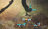 Anklet with turquoise and chrysocolla, Foto: Nicola Fromme, Lizenz: Holzmanufaktur Eichwalde