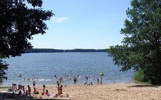 Strandbad am KiEZ Hölzerner See, Foto: Christine Schilling, Lizenz: KiEZ Hölzener See