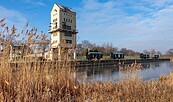 Aussenansicht des Verladeturms im Kulturhafen Groß Neuendorf, Foto: Steffen Lehmann, Lizenz: TMB-Fotoarchiv