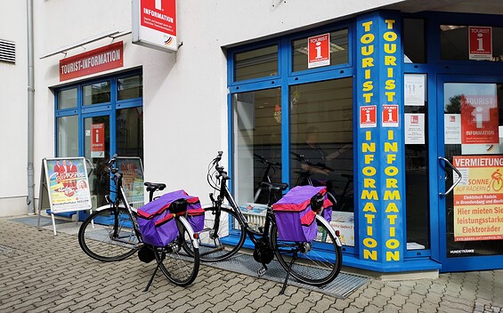 E-Bike-Ladestation in der Tourist-Information ”Oderbruch und Lebuser Land e.V.“