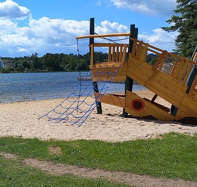 Badestelle am Röblinsee