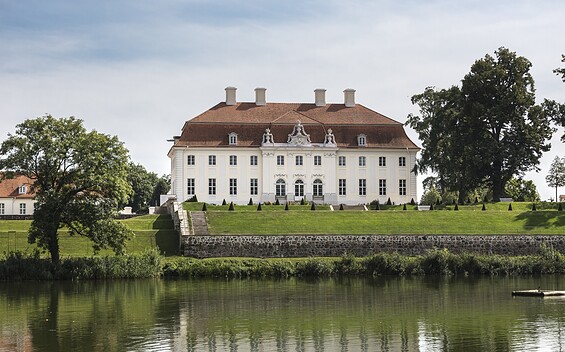 Schloss Meseberg, Foto: Steffen Lehmann, Lizenz:  TMB-Fotoarchiv