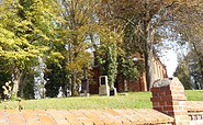 graveyard in Wellmitz, Foto: Besucherinformation Neuzelle