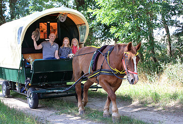 Liesje Trecking Louise Waldweg, Foto: Nadine Halser, Lizenz: Liesje Trecking