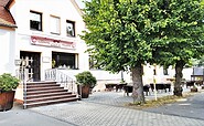 Entrance to Mareens country hotel and steakhouse , Foto: Mareen Mrula, Lizenz: Landhotel und Steakhaus Mareens