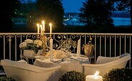 Dinner am Abend auf der Terrasse der Villa Contessa, Foto: Villa Contessa