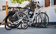 Bicycles for young and old, Foto: Nick Jantschke, Lizenz: Burghof Apartments Hoyerswerda