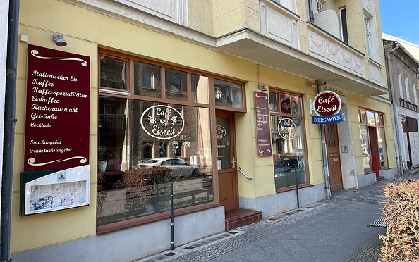 Café Eiszeit in der Altstadt Zossen, Foto: Susan Gutperl, Lizenz: Tourismusverband Fläming e.V.