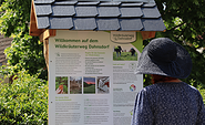 Am Start des Wildkräuterwegs Dahnsdorf, Foto: Bansen-Wittig