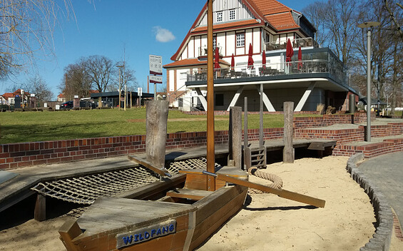 Spielplatz an der Villa am See (Dahme), Foto: Juliane Frank, Lizenz: Tourismusverband Dahme-Seenland e.V.
