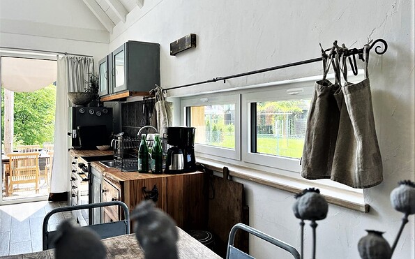 Kitchen and living area with view to the terrace, Foto: Bernd Liebschner, Lizenz: Bernd Liebschner
