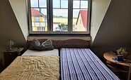 Schlafzimmer mit Ausblick Mehrgenerationen Wohnen und Urlaub Kerkow, Foto: Ute Betker, Lizenz: Ute Betker