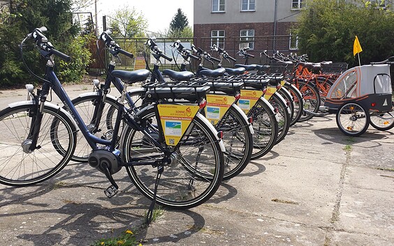 E-Bikes Templiner Straße , Foto: Edwin Raiser, Lizenz: Edwin Raiser