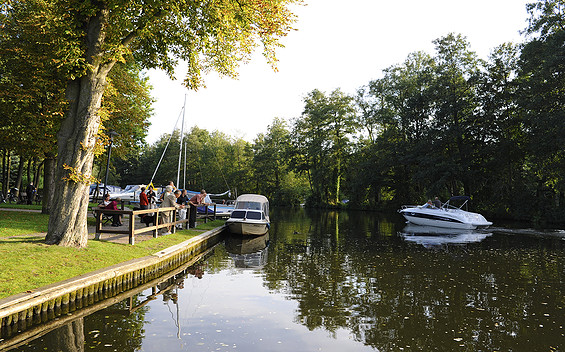 Prieros Rest Area for Boaters