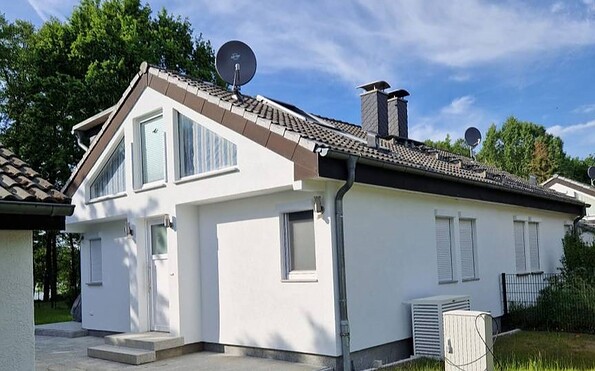 Ansicht Haus mit Eingang