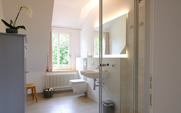 Modern ausgestattetes Badezimmer, Foto: Christian Melms
