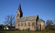 Kirche Prieros, Foto: Günter Schönfeld, Lizenz: Tourismusverband Dahme-Seenland e.V.