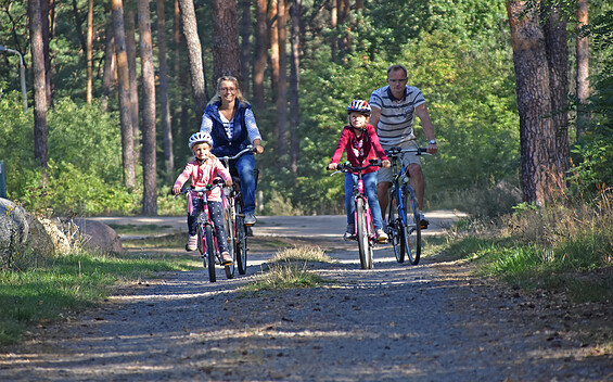 Familienradtour, Foto: Kerstin Geilich, Lizenz: MuT ― Marketing und Tourismus Guben e.V.