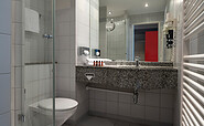 Badezimmer mit Dusche, Foto: Sorat Hotel Cottbus, Lizenz: www.sorat-hotels.com