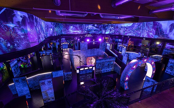 Laser tag hall, Foto: David Schäfer, Lizenz: Frank Schäfer & Norman Schäfer GbR