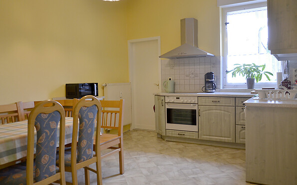 Küche mit Küchenzeile und Sitzecke, Foto: Stefanie Richter, Lizenz: Stefanie Richter