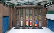 The foyer with a view of the entrance area - Paco Knöller Yuan entrance portal, Foto: Marlies Kross, Lizenz: Brandenburgische Kulturstiftung