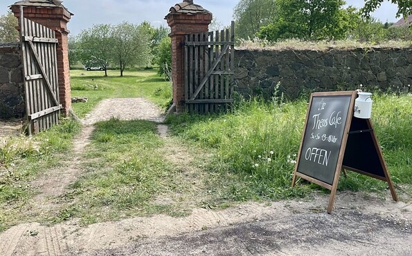 Fontanegarten Rauschendorf, Foto: Itta Olaj, Lizenz: TV Ruppiner Seenland e.V.