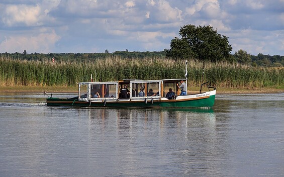 Schifffahrt auf der Oder, Foto: Onkel Helmut Oderfluss-Charter, Dirk Triebler