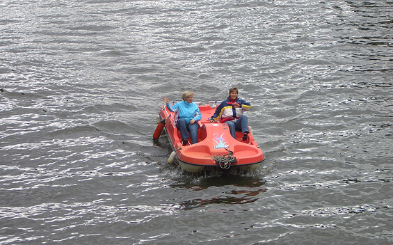 Tretboot, Foto: Günter Schönfeld, Lizenz: Tourismusverband Dahme-Seenland e.V.