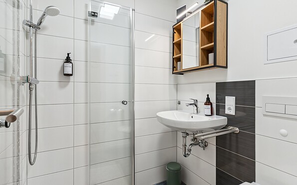 Each apartment has its own modern bathroom, Foto: Backbone, Lizenz: Vorstadtoase Eichwalde