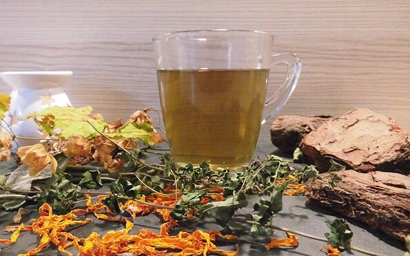 Herbal tea, Foto: Ute Bernhardt, Lizenz: Kräuter- und Naturhof