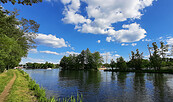 Oder-Spree-Kanal vor der Wernsdorfer Schleuse, Foto: Dana Klaus, Lizenz: Tourismusverband Dahme-Seenland e.V.