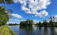 Oder-Spree-Kanal vor der Wernsdorfer Schleuse, Foto: Dana Klaus, Lizenz: Tourismusverband Dahme-Seenland e.V.