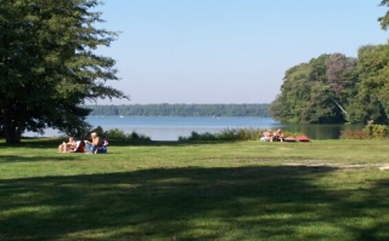Badewiese Wernsdorf Krossinsee, Foto: Dana Klaus, Lizenz: Tourismusverband Dahme-Seenland e.V